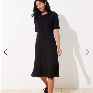 Black ribbed midi dress